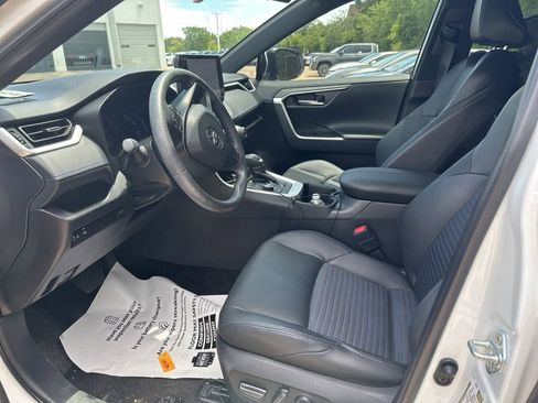 Used 2024 Toyota RAV4 XSE AWD/4WD image 6