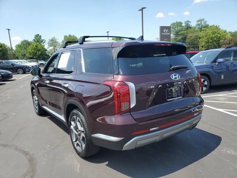 Used 2023 Hyundai Palisade Limited AWD/4WD image 3