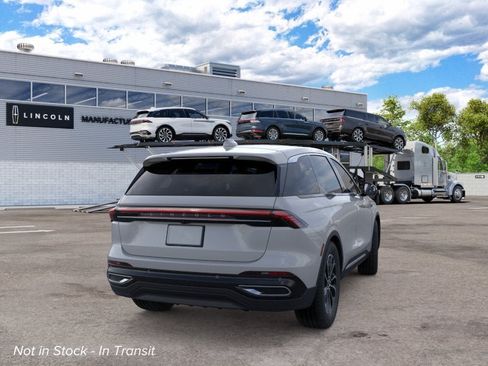 New 2026 Lincoln Nautilus Premier AWD/4WD image 8