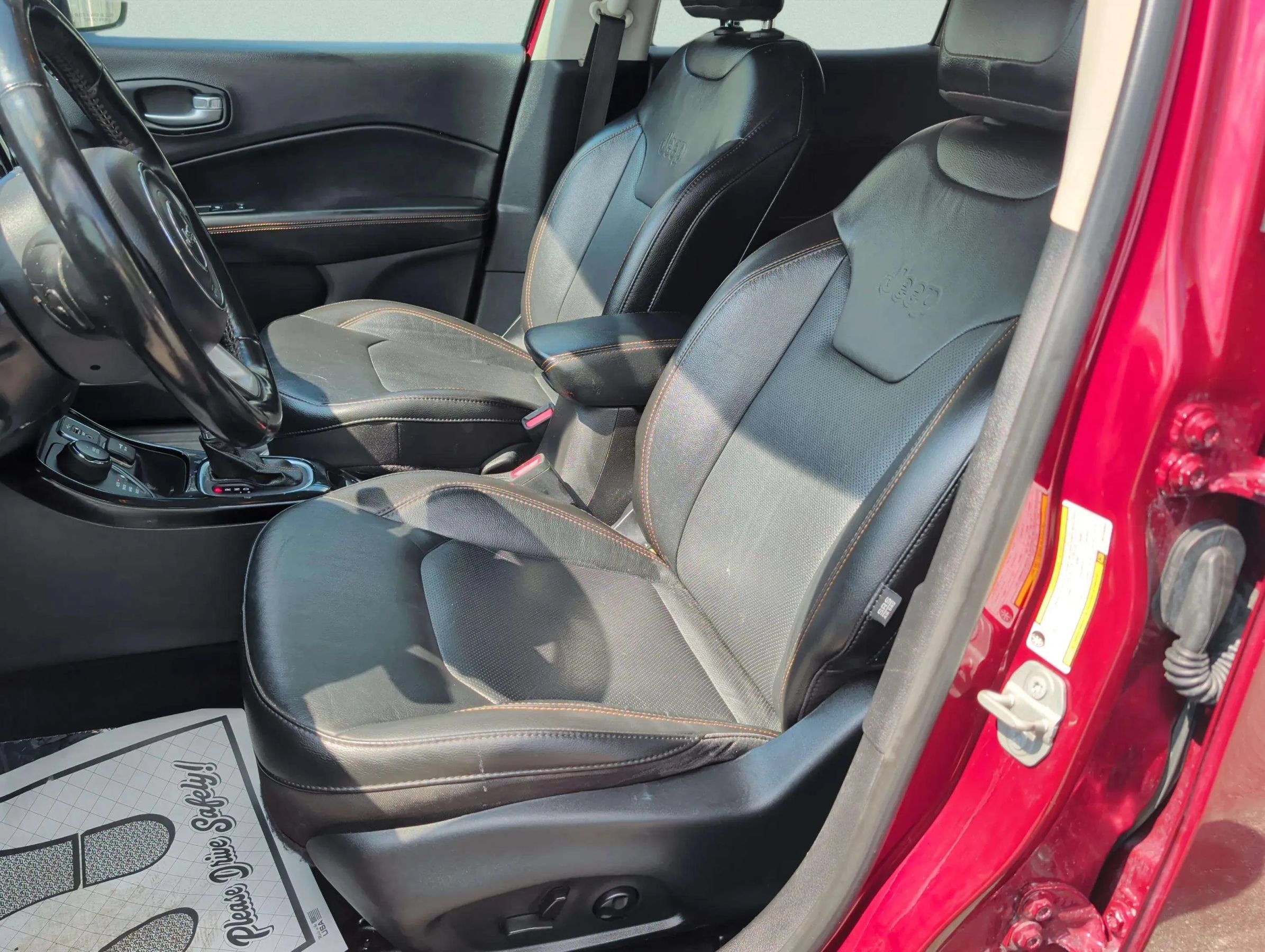 Used 2021 Jeep Compass Limited AWD/4WD image 13