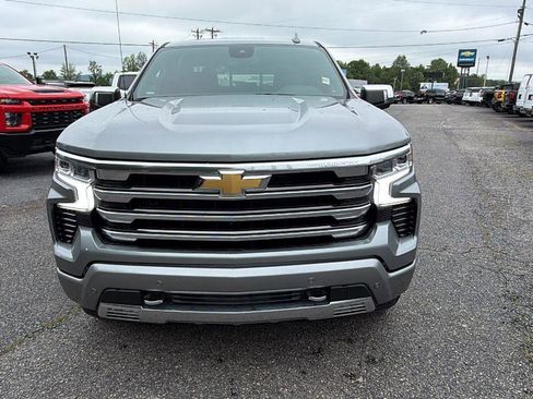 Certified 2024 Chevrolet Silverado 1500 High Country w/ High Country Premium Package AWD/4WD image 2