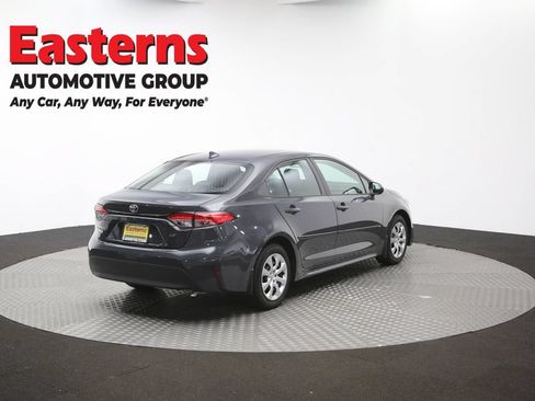 Used 2025 Toyota Corolla LE FWD image 39