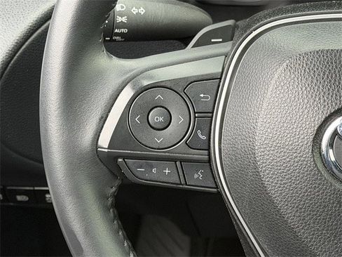Used 2024 Toyota Corolla Cross SE image 21