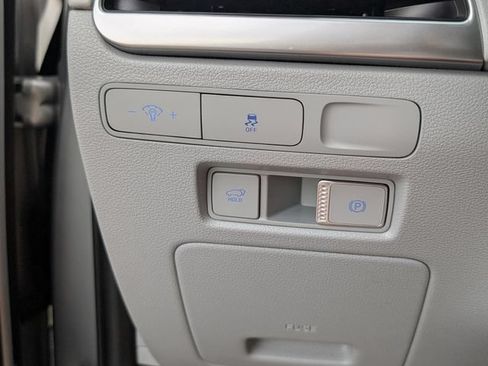 Used 2024 Hyundai Palisade SEL FWD image 12
