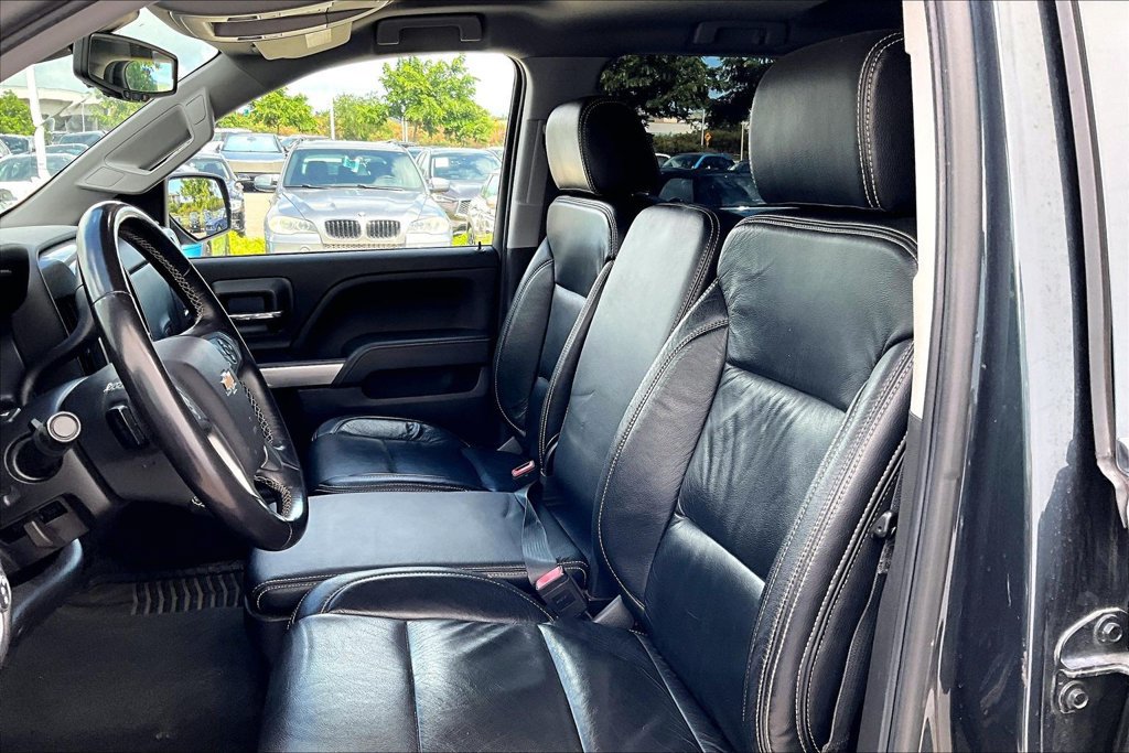 Used 2018 Chevrolet Silverado 1500 LT w/ LT Eassist Package AWD/4WD image 23