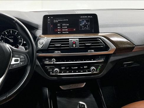 Used 2019 BMW X3 xDrive30i w/ Premium Package AWD/4WD image 6