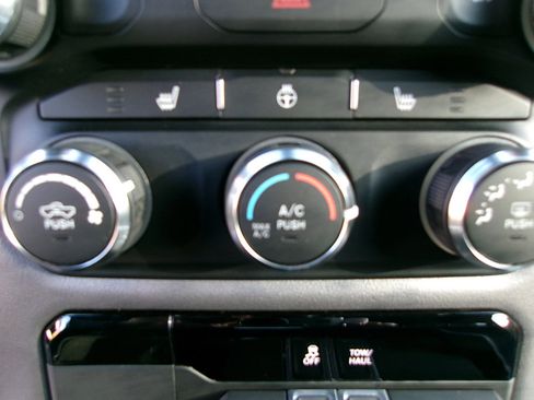 Used 2023 RAM 1500 Big Horn image 19