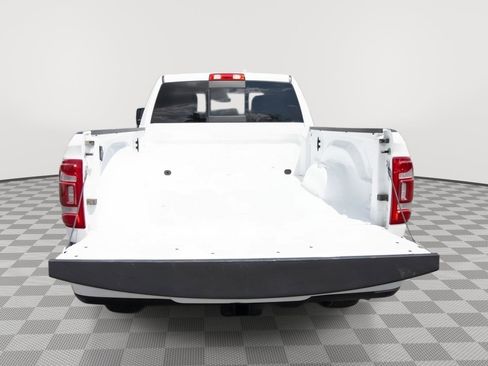 Used 2024 RAM 2500 Laramie AWD/4WD image 7