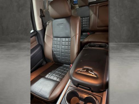 Used 2019 Nissan Titan Platinum Reserve w/ Platinum Utility Package image 34