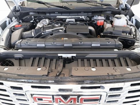 New 2025 GMC Sierra 2500 Denali w/ Denali Reserve Package image 52