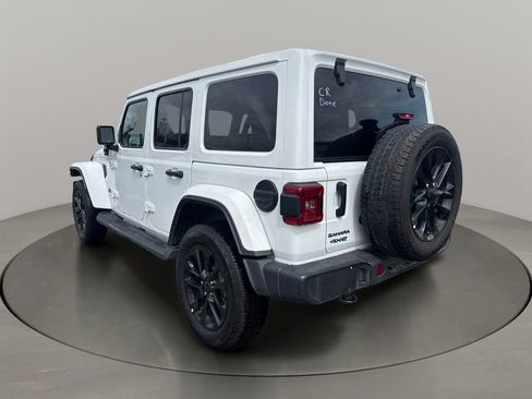 Used 2025 Jeep Wrangler Unlimited Sahara image 5