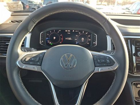 Used 2022 Volkswagen Atlas SEL image 19