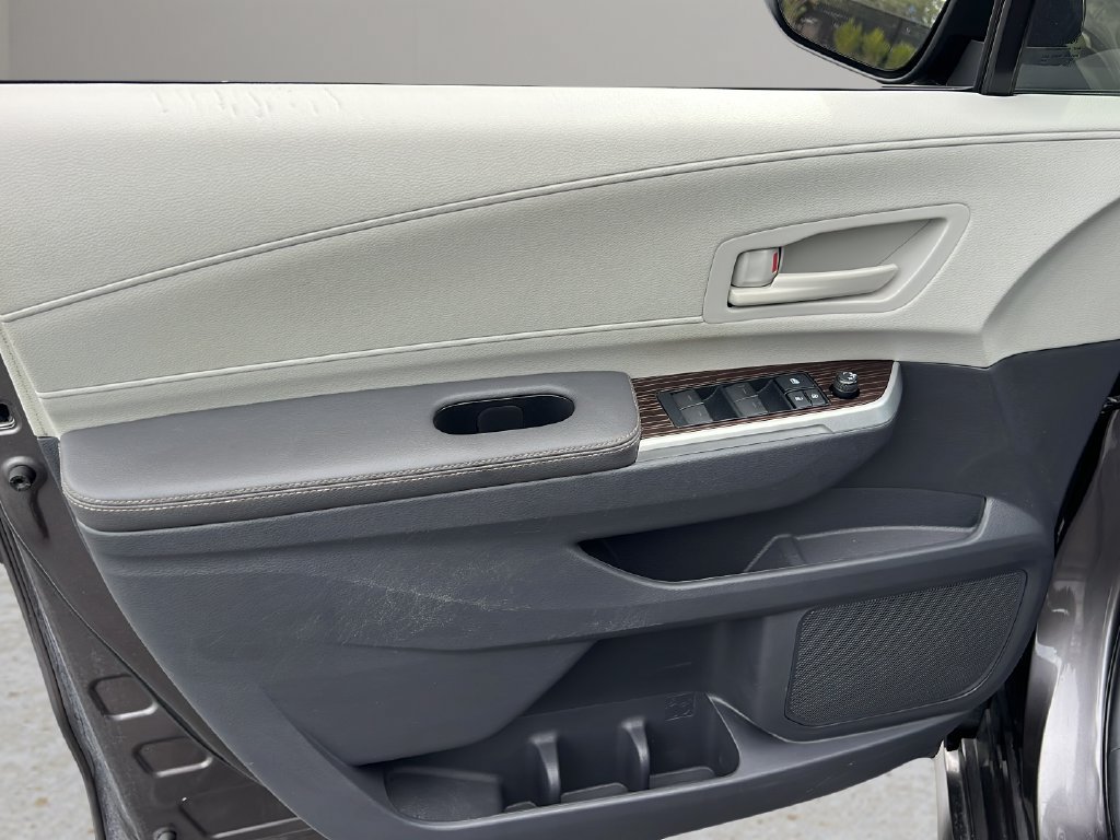 Certified 2021 Toyota Sienna LE FWD image 11