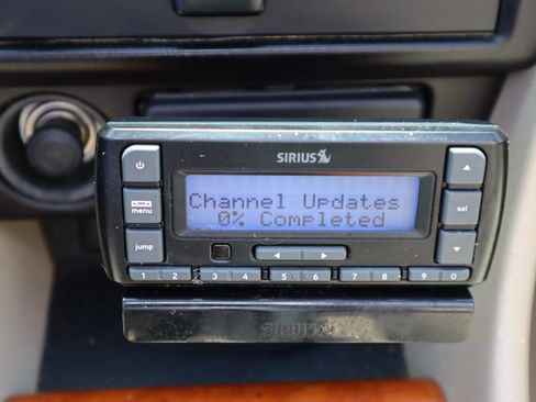 Used 2002 Toyota Solara SLE FWD image 24