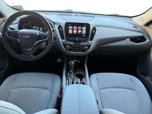 Used 2016 Chevrolet Malibu LT w/ Driver Confidence Package FWD image 13