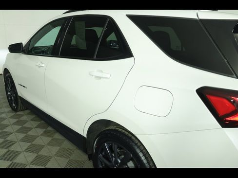 Used 2022 Chevrolet Equinox RS image 14