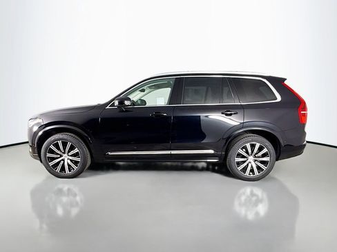Certified 2025 Volvo XC90 B6 Plus image 4