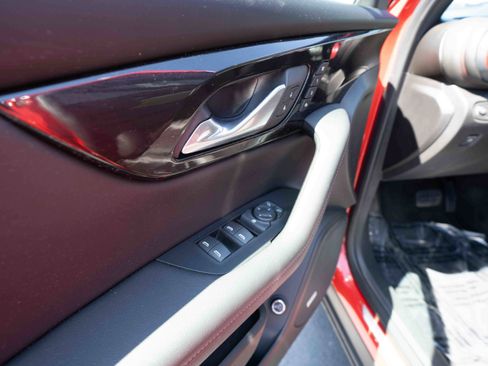 Used 2019 Chevrolet Blazer RS AWD/4WD image 7