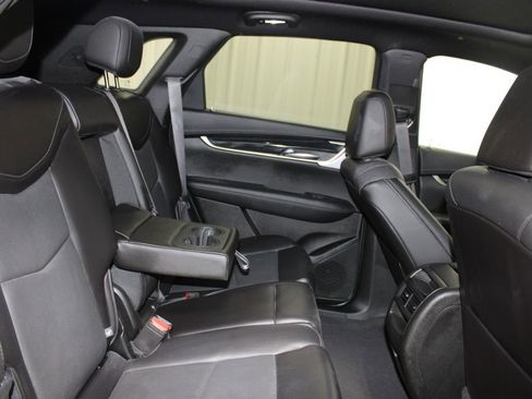 Used 2024 Cadillac XT5 Premium Luxury FWD image 21