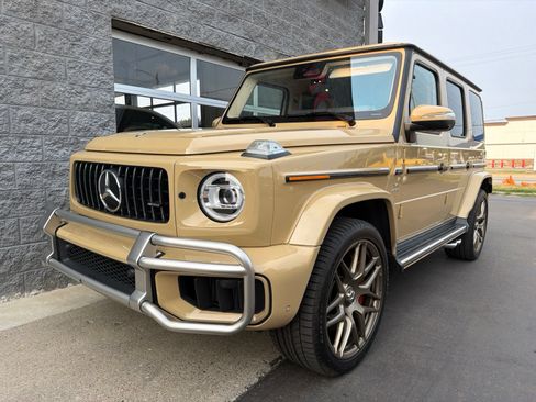 Used 2025 Mercedes-Benz G 63 AMG 4MATIC image 2
