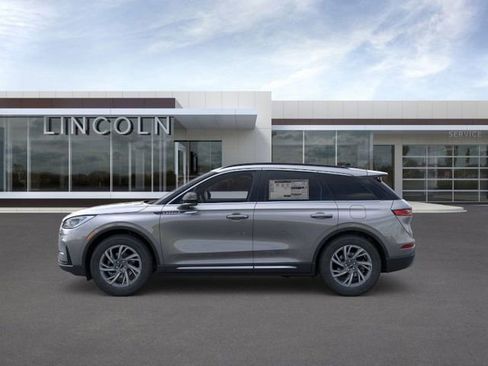 New 2026 Lincoln Corsair Premiere image 3