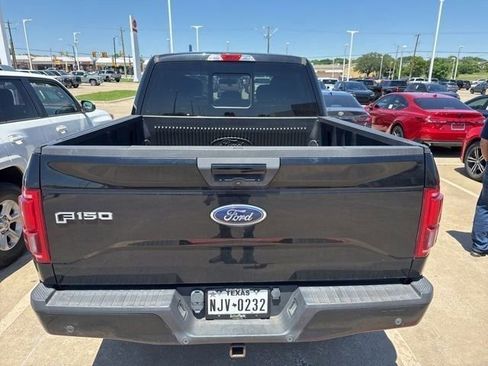 Used 2017 Ford F150 XLT w/ Equipment Group 302A Luxury AWD/4WD image 8
