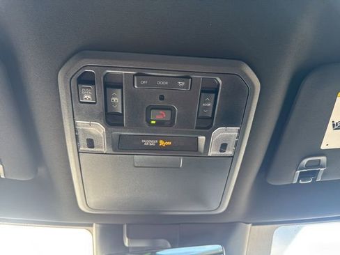 Used 2025 Toyota Tundra Limited image 42