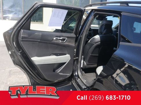 Used 2023 Kia Sportage X-Line w/ X-Line Premium Package AWD/4WD image 19