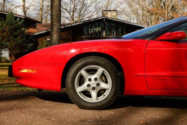 Used 1997 Pontiac Firebird Coupe w/ Opt Pkg RWD image 4