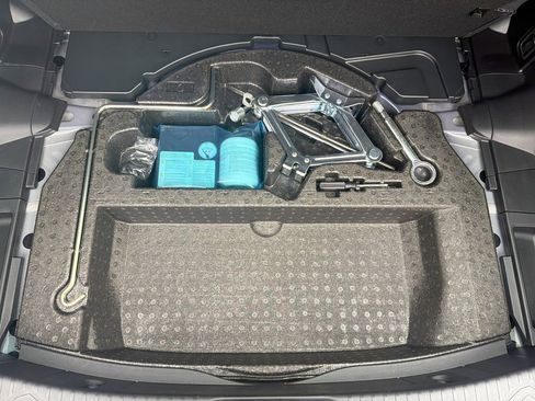 Used 2024 Subaru Impreza 2.0i image 34