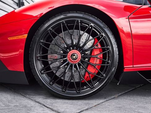 Used 2016 Lamborghini Aventador LP 750-4 Superveloce AWD/4WD image 3