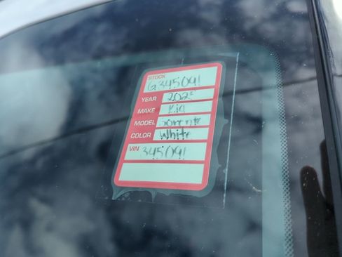 Certified 2025 Kia Sorento S image 6