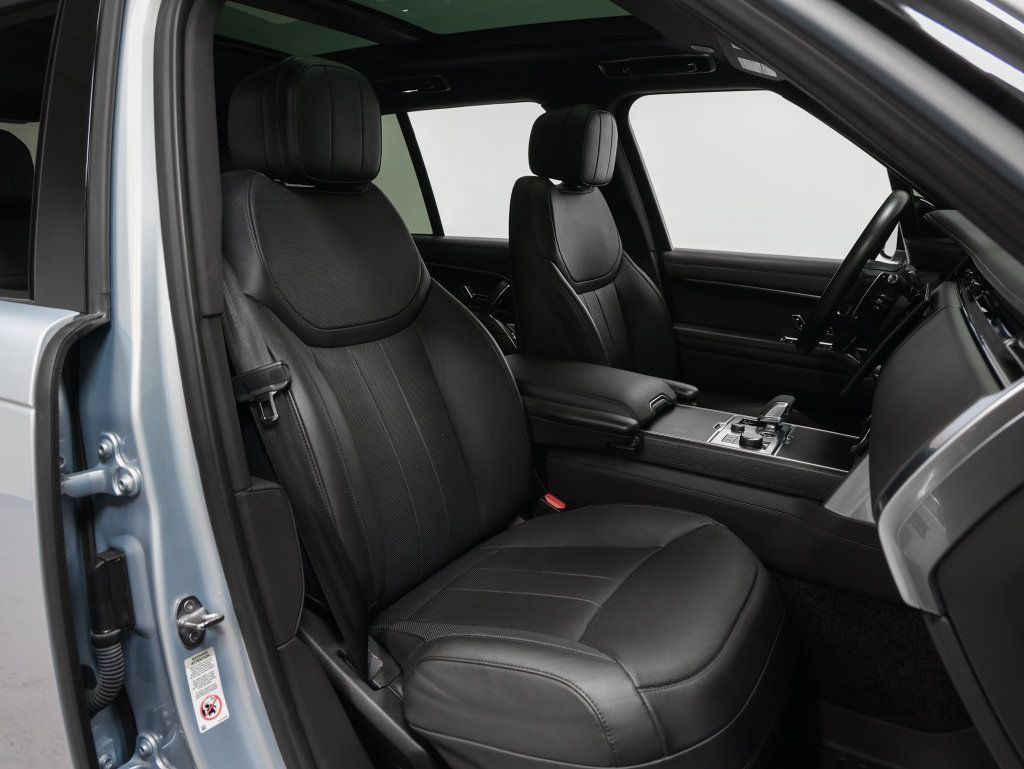 Used 2023 Land Rover Range Rover SE AWD/4WD image 16