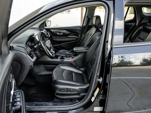 Used 2023 GMC Terrain SLT AWD/4WD image 4