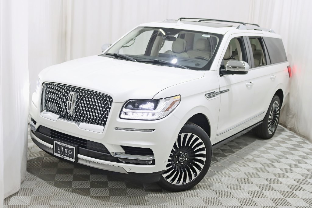 Used 2020 Lincoln Navigator Black Label w/ Cargo Convenience Package AWD/4WD image 5
