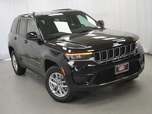 New 2026 Jeep Grand Cherokee Laredo X AWD/4WD image 8