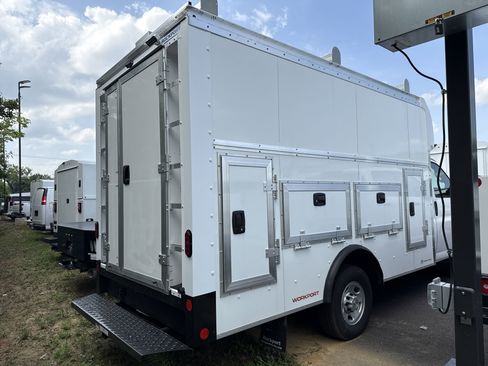 New 2024 Chevrolet Express 3500 w/ Power Convenience Package image 6