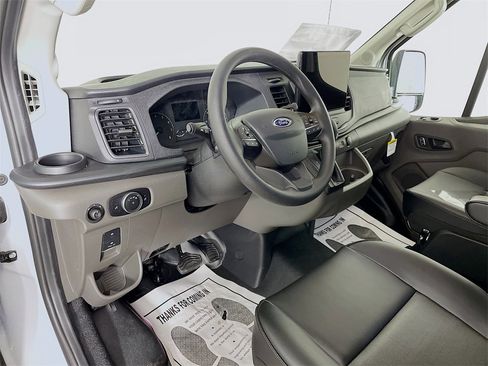 New 2025 Ford Transit 250 Base image 9