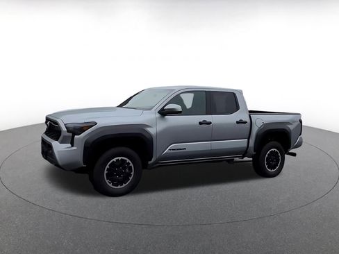 Used 2025 Toyota Tacoma TRD Off-Road image 8