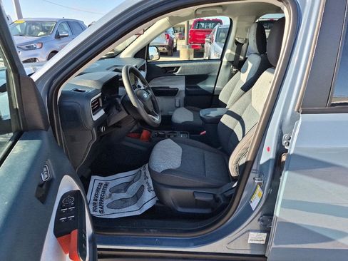Used 2024 Ford Maverick XLT image 13