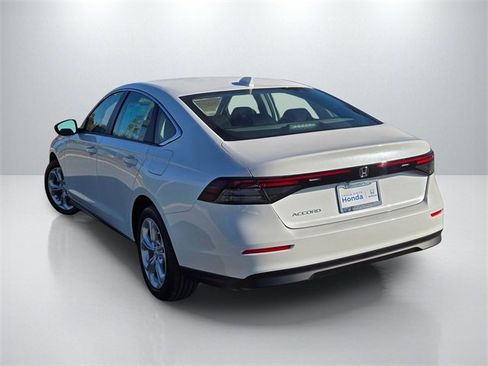 New 2025 Honda Accord LX image 6