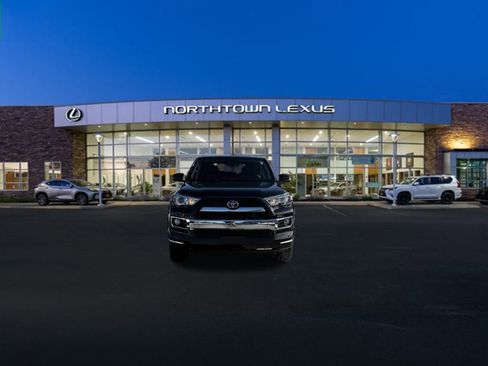 Used 2016 Toyota 4Runner Limited image 19