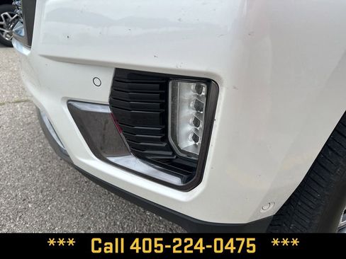 Used 2024 GMC Yukon XL Denali Ultimate AWD/4WD image 13