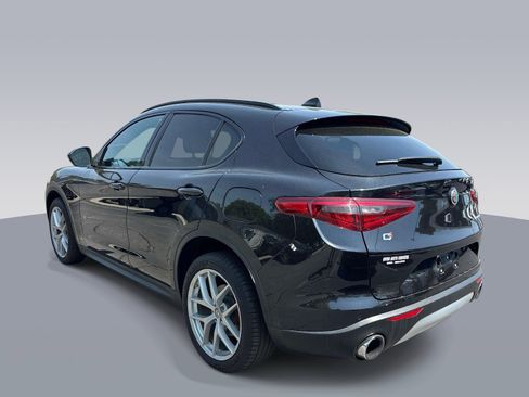 Used 2018 Alfa Romeo Stelvio Ti Sport AWD/4WD image 5