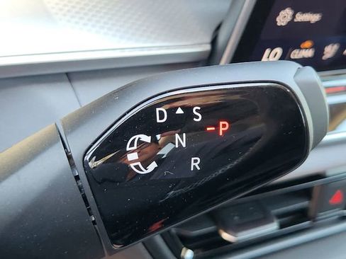 New 2026 Volkswagen Tiguan SE AWD/4WD image 18