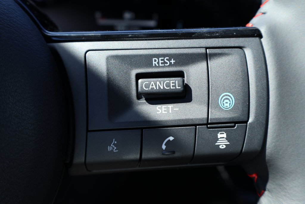 New 2026 Nissan Kicks SR FWD image 11