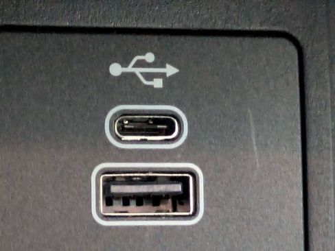 Used 2025 Ford Bronco Sport Badlands image 23