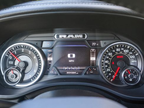 Used 2021 RAM 1500 Laramie AWD/4WD image 21