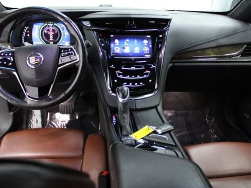 Used 2014 Cadillac ELR w/ Luxury Package image 2