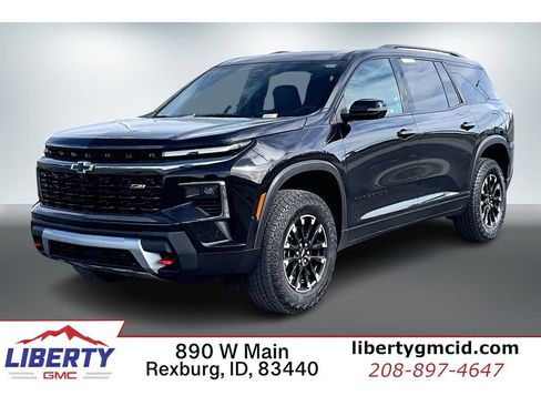 Used 2024 Chevrolet Traverse Z71 w/ LPO, Floor Liner Package image 1